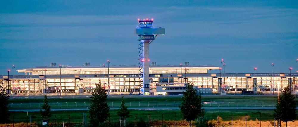 Eröffnung erneut verschoben: Der neue Hauptstadt-Flughafen wird frühestens im Sommer 2013 eröffnet.