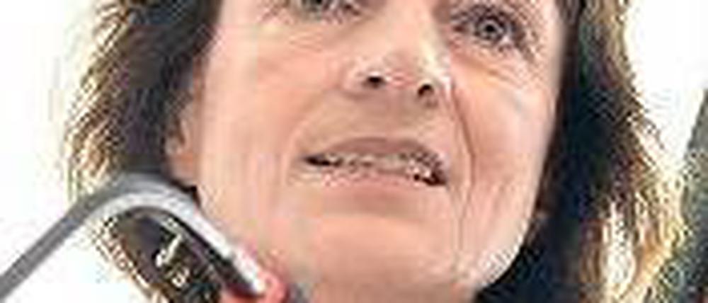 Dagmar Freitag, 59, gehört seit 1994 für die SPD dem Deutschen Bundestag an und ist Vorsitzende des Sportausschusses. Außerdem ist die Sport- und Englischlehrerin Vizepräsidentin des Deutschen Leichtathletik-Verbands. Foto: dapd