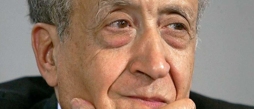 Hält sich selbst für ebenso verrückt wie Annan, das UN-Mandat angenommen zu haben: Lakhmar Brahimi. 