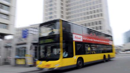 Der Fahrer eines BVG-Busses (Symbolfoto) war bekokst unterwegs.