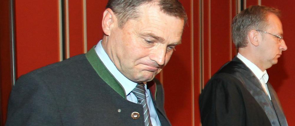 Udo Pastörs wurde zu einer Bewährungsstrafe verurteilt, er stand schon mehrfach vor Gericht (Bild von 2010). 