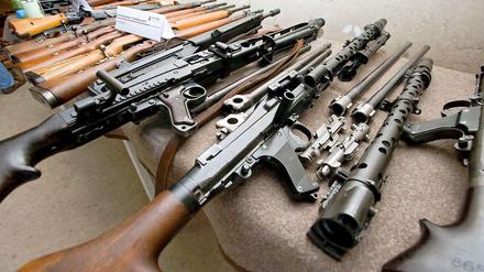 Die sichergestellte Waffen- und Sprengstoffsammlung von "Pulver-Kurt"