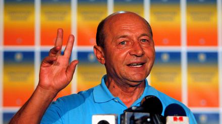 Rumäniens Präsident Traian Basescu will sein Amt nicht aufgeben. Nun hat das Verfassungsgericht die Volksabstimmung von Ende Juli für ungültig erklärt und den Staatschef damit gestärkt.