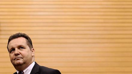 Der ehemalige baden-württembergische Ministerpräsident Stefan Mappus (CDU), aufgenommen am (09.03.2012) im Plenarsaal des Landtags in Stuttgart.