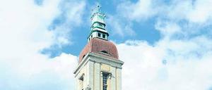 Verkaufsobjekt. Der Fusionsbezirk Tempelhof-Schöneberg verfügt über drei attraktive Rathäuser: das Rathaus Friedenau, das Rathaus Schöneberg und das Rathaus Tempelhof. Nun soll das Rathaus in Friedenau abgegeben werden, um Kosten zu sparen. Vergangenen Winter gab es in dem 1917 eröffneten Gebäude allerdings einen großen Wasserschaden. 60 Räume mussten komplett gesperrt werden.