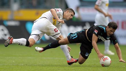 Granit Xhaka (links).