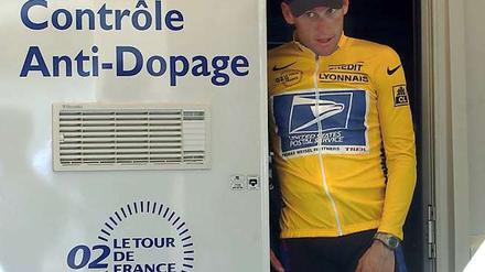 Erwischt. Lance Armstrong reiht sich ein in die lange Ahnengalerie dopingverdächtiger Radsportler ein. 