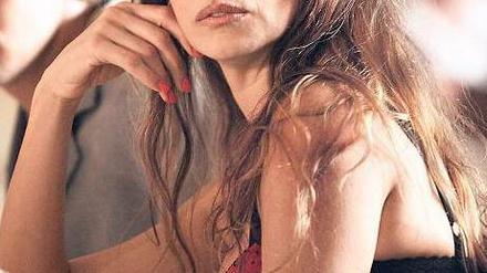 Pretty Woman 2.0. Penélope Cruz verwechselt als Prostituierte einen Kunden mit einem nichts ahnenden Rom-Besucher. Der stellt sie kurzerhand als seine Verlobte vor.