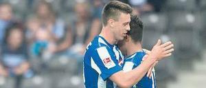 Zeit für Gefühle. Sandro Wagner (l.) und Sami Allagui feiern sich.