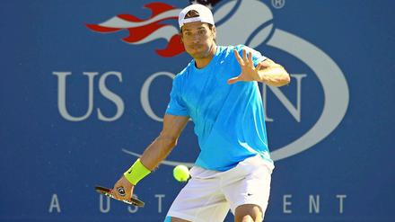 Das Aus vor Augen. Tommy Haas spielte zweieinhalb Sätze stark auf, brach dann aber ein.