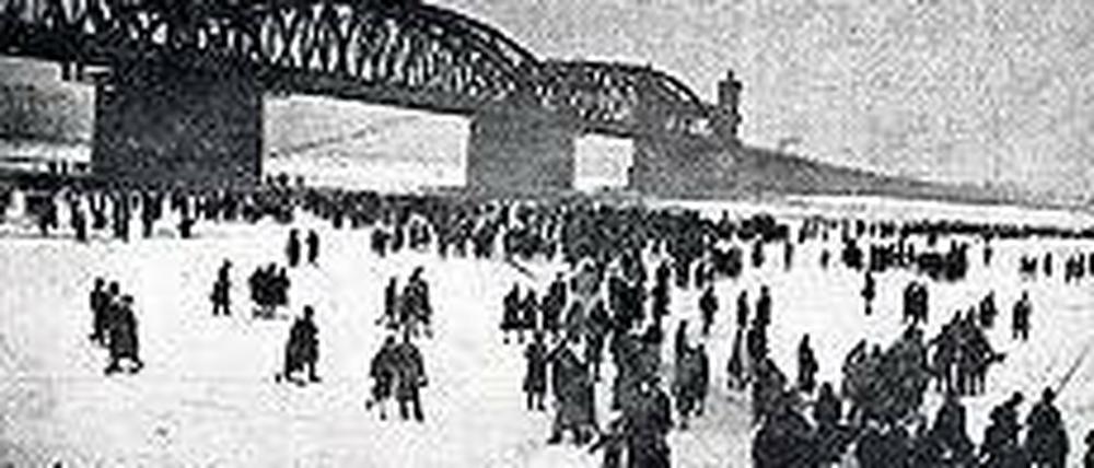 Rhein unter Eis. Diese Postkarte zeigt den Winter 1928 in Mainz.