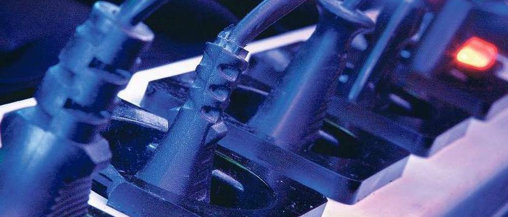 Immer teurer. Die Energiewende kostet Geld, der Strompreis steigt von Jahr zu Jahr, und das Fördersystem für Ökoenergie steht nun in der Kritik. 