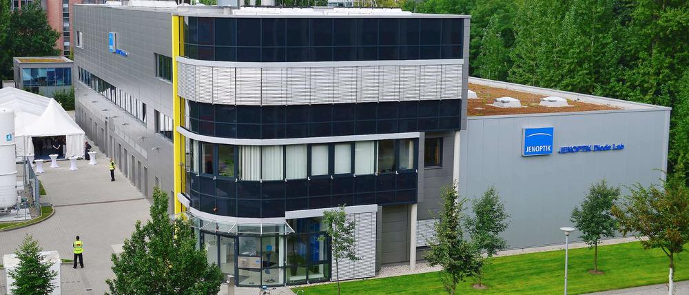 Rund zehn Millionen Euro hat die Fertigungsanlage gekostet.