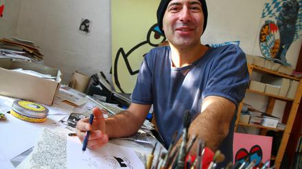 Im Atelier: Fil an seinem Schreibtisch in Berlin-Prenzlauer Berg.