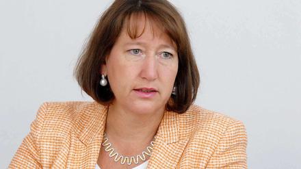 Hildegard Müller (45) stammt aus Westfalen und war bis 2002 Bundesvorsitzende der Jungen Union und bis 2008 Staatsministerin im Kanzleramt. Vor vier Jahren wechselte die Diplom-Kauffrau an die Spitze des Bundesverbands der Energie- und Wasserwirtschaft (BDEW). Sie ist verheiratet, hat eine Tochter und lebt in Berlin, Düsseldorf und Heidelberg.