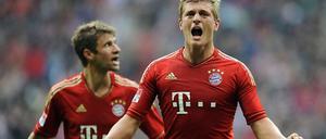 Demonstration der Stärke: Toni Kroos (v.) und Thomas Müller erzielten insgesamt drei Tore beim 6:1-Sieg gegen den VfB Stuttgart.