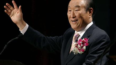 <WC1>Der koreanische Sektenführer San Myung Mun ist tot.