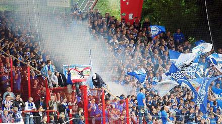 Derby-Atmosphäre, so wie hier beim Spiel vom September 2012, wird es im Stadion an der Alten Försterei auch heute wieder geben.
