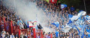 Derby-Atmosphäre, so wie hier beim Spiel vom September 2012, wird es im Stadion an der Alten Försterei auch heute wieder geben.