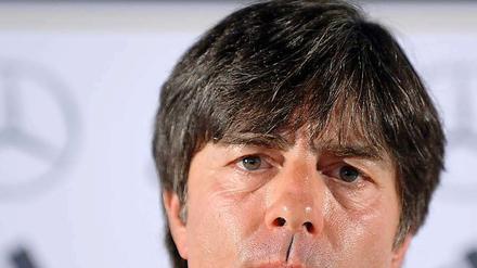„Der Erfolgshunger ist wieder absolut vorhanden, die Enttäuschung wurde weggesteckt“, sagte Löw am Mittwoch in Barsinghausen, wo er die deutsche Nationalmannschaft auf das Spiel gegen die Färöer Inseln vorbereitet. 