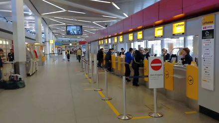 Flughafen Tegel, Interieur.