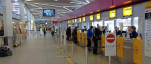 Flughafen Tegel, Interieur.