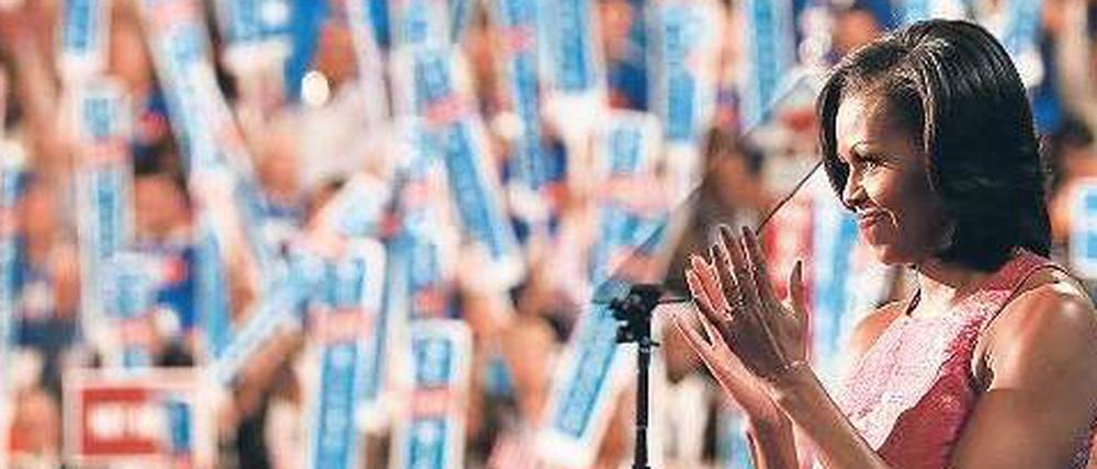 Der Saal tobt. Der Auftritt von Michelle Obama war der bisherige Höhepunkt des Parteitags der Demokraten. Der Ehefrau des US-Präsidenten warb eindringlich für ihren Mann.