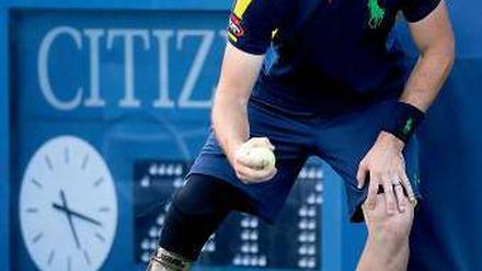 Einer wie alle. Ryan McIntosh möchte nicht auffallen, mit seinem Auftritt als Balljunge bei den US Open aber inspirieren. Foto: dapd