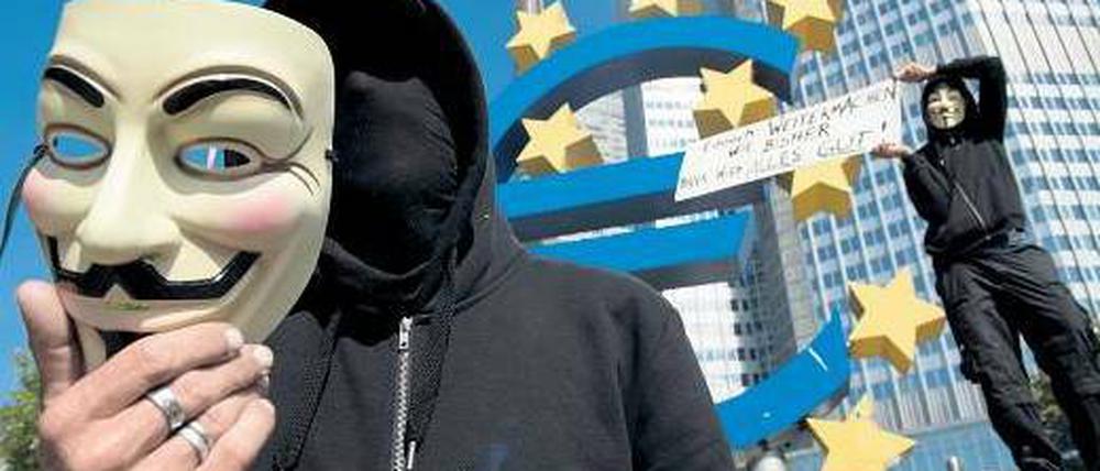 Unerhört: Occupy-Aktivisten protestierten am Donnerstag vor der Bank – der EZB-Rat ließ sich davon nicht beeindrucken. Foto: dapd