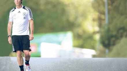 Entspannt ohne Ball? Das soll es nach dem Geschmack von Bundestrainer Joachim Löw im Spiel seiner Mannschaft künftig nicht mehr geben