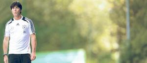 Entspannt ohne Ball? Das soll es nach dem Geschmack von Bundestrainer Joachim Löw im Spiel seiner Mannschaft künftig nicht mehr geben