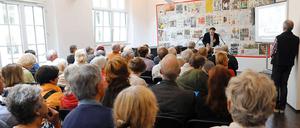 Volle Sitzreihen bei allen Vorträgen und Veranstaltungen am Tag der offenen Tür.