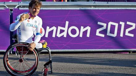Alessandro Zanardi mit Goldmedaille.