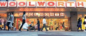 Weniger ist mehr. Woolworth hat heute ein deutlich kleineres Sortiment als vor der Insolvenz. Ein Teil der rund 200 Filialen wird derzeit modernisiert.