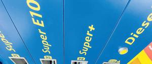 Biosprit, zweiter Versuch. Die Herstellungsprozesse für Kraftstoffe aus Algen und Abfall sind kaum ausgereift. 