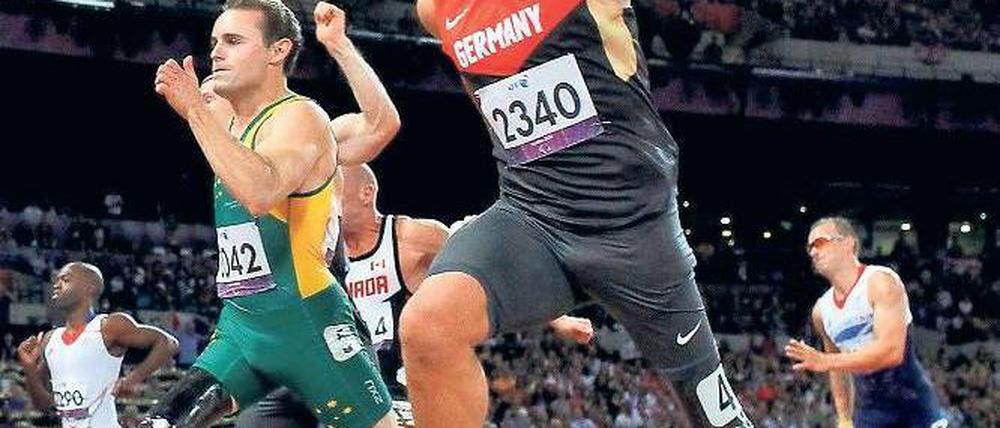 Der Überläufer. Sprinter Heinrich Popow (vorn) will jetzt Profisportler werden. Andere haben es schwerer.