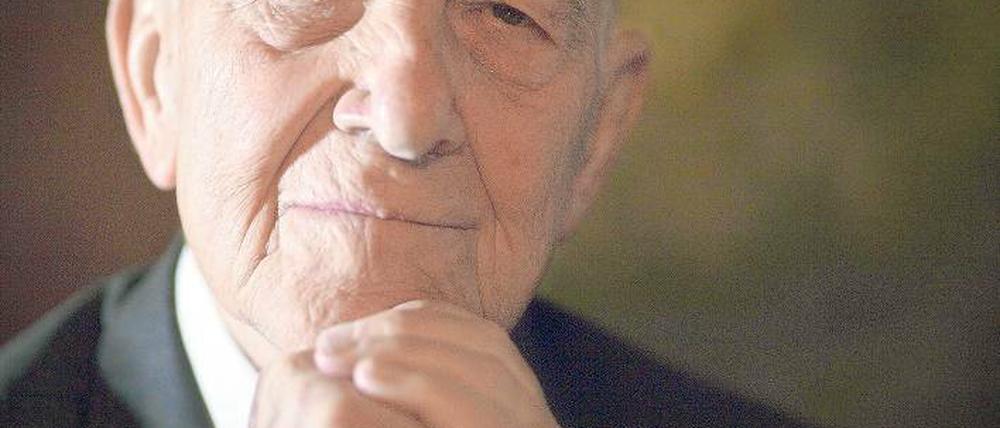 Greisjung. Stéphane Hessel. Foto: p-a/dpa