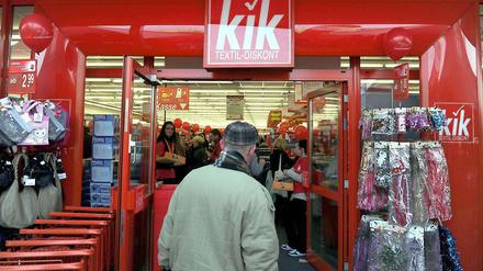 Der Textil-Discounter "Kik" lässt in Pakistan, China und Bangladesch produzieren.