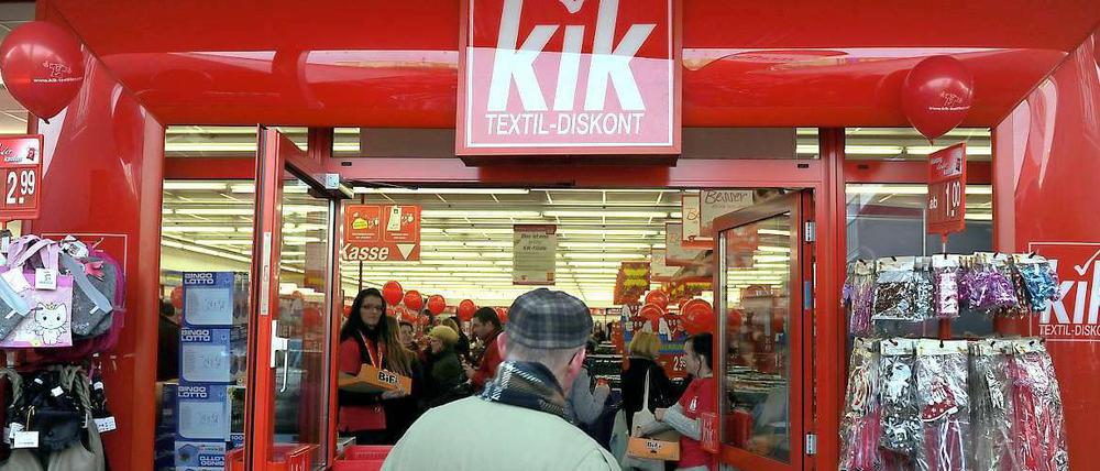 Der Textil-Discounter "Kik" lässt in Pakistan, China und Bangladesch produzieren.