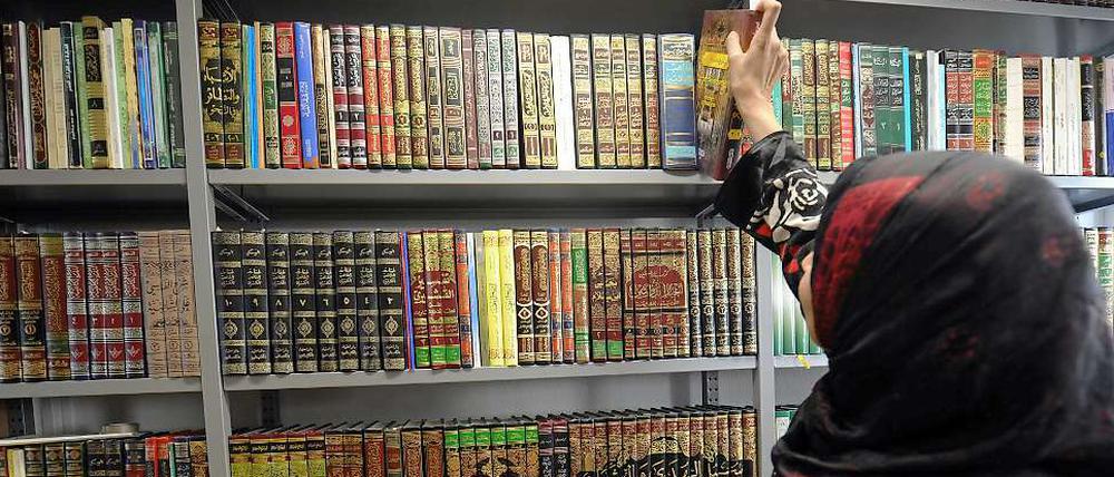 Weltweit wird gegen den Schmäh-Film über den Propheten Mohammed demonstriert. Auch in Deutschland werden Proteste befürchtet. Doch nicht alle Muslime halten ein Verbot für den richtigen Weg. 