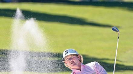 Mit Augenmaß. Brandt Snedeker schlägt die großen Favoriten Woods und McIlroy und sichert sich mit seinem Tourniersieg in Atlanta auch den FedEx-Cup-Bonus. Foto: dpa