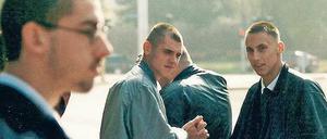 Der Helfer der Terrorgruppe: Ralf Wohlleben (rechts) und der spätere NSU-Mann Uwe Böhnhardt (Mitte) kannten sich seit den neunziger Jahren (hier ein Archivbild von 1996). Wohlleben besorgte später die Waffe, mit der die Bande neun Menschen erschoss.