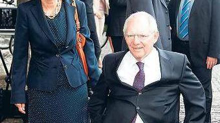 Vor dem Festakt: Wolfgang Schäuble und seine Frau Ingeborg. 