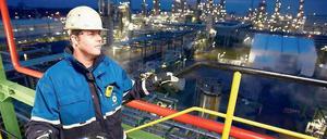 14 Raffinerien gibt es in Deutschland. Ihre Preispolitik schaut sich jetzt das Bundeskartellamt an.