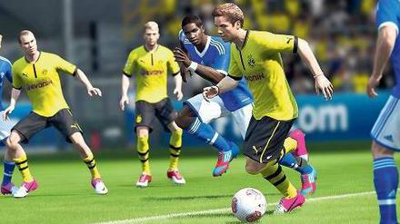 Schalke gegen Dortmund. Den Revierknaller können „Fifa“-Nutzer ab diesem Montag auf der Konsole nachspielen. Dann beginnt die virtuelle Bundesliga, in der Computerspieler gegeneinander antreten. Ein Versuch, das Geschäft zu beleben. 