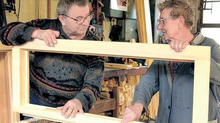 Bis ins hohe Alter arbeiten viele Unternehmerinnen und Unternehmer, aber irgendwann muss eine Nachfolgeregelung her. In Berlin werden vor allem Betriebe aus dem Dienstleistungsbereich übergeben, dann folgen Handwerk und produzierendes Gewerbe. Foto: dpa