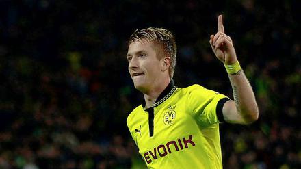 Beim zweiten Tor jubelt er doch: Marco Reus trifft doppelt gegen sein Ex-Verein.