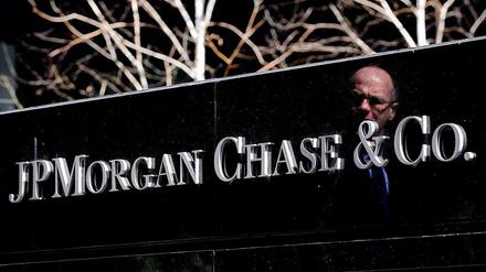 JPMorgan sprang der im Zuge Finanzkrise von der Insolvenz bedrohten Investmentbank Bear Sterns 2008 zur Hilfe - mit Unterstützung der US-Notenbank.
