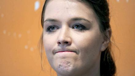 Die Piraten sinken in den Umfragen auf fünf Prozent. Ein Grund könnte die Debatte um das Urheberrecht sein, die die Vorezeigepiratin Julia Schramm mit ihrem Buch ausgelöst hat.