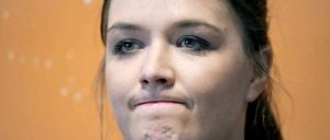 Die Piraten sinken in den Umfragen auf fünf Prozent. Ein Grund könnte die Debatte um das Urheberrecht sein, die die Vorezeigepiratin Julia Schramm mit ihrem Buch ausgelöst hat.